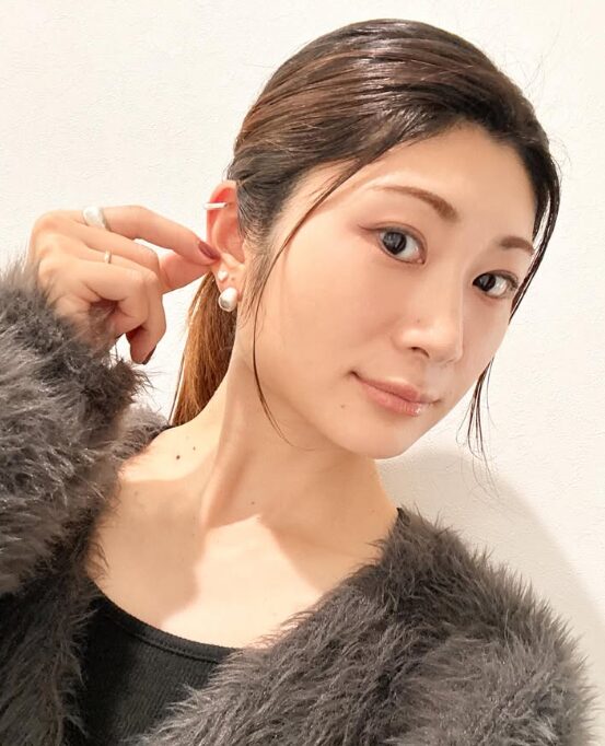若林 彩香